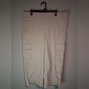 Chico's Beige Capri Pants Women's Size 18 Stretch Mid Rise Casual Cropped Summer